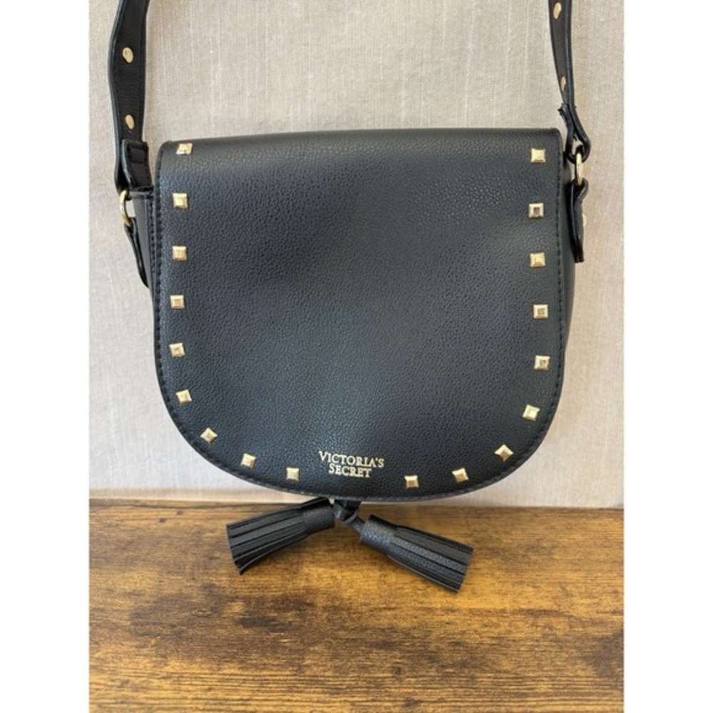 Victorias Secret Crossbody Saddlebag With Tassel Square Silver Stud Purse Bag‎